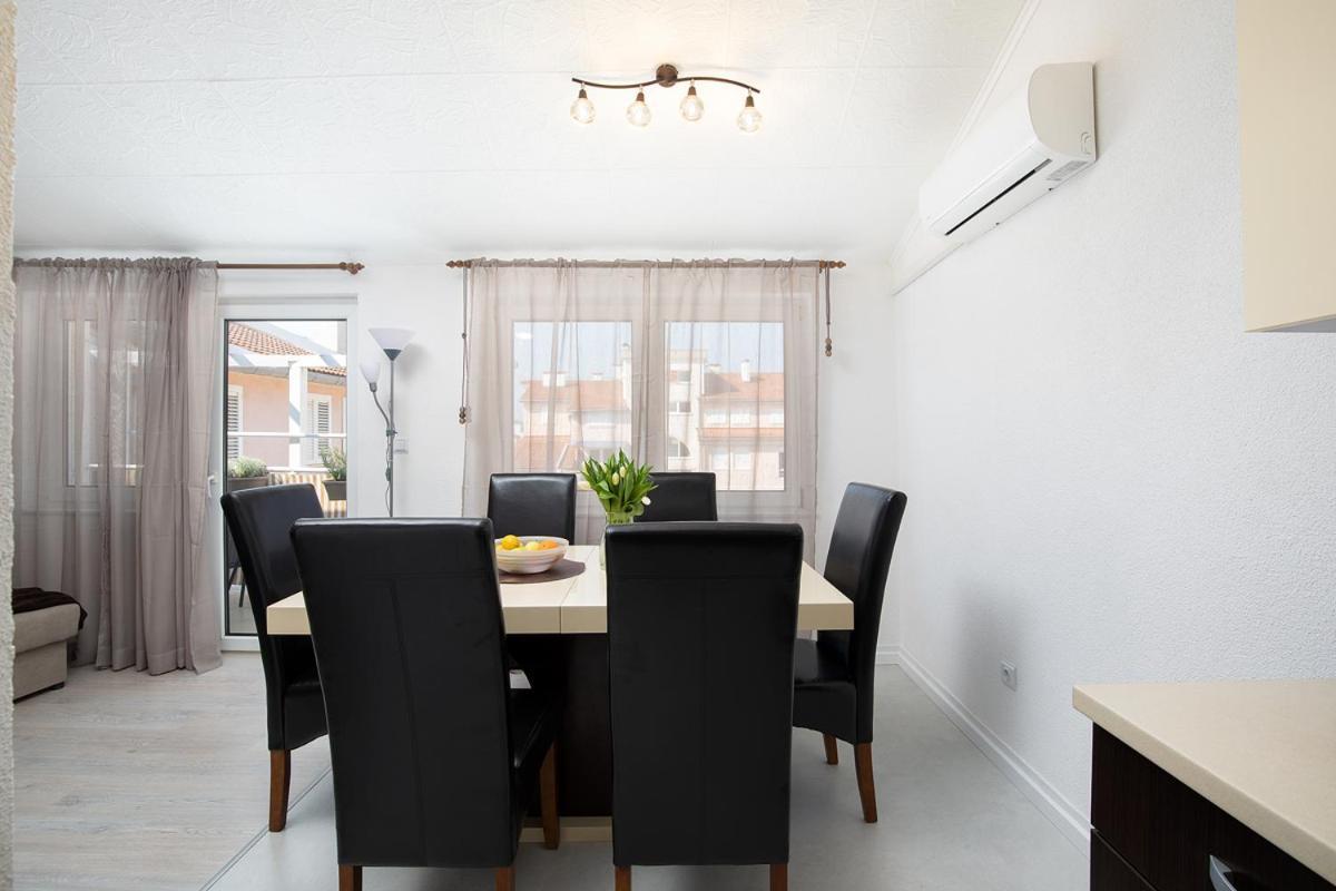 Apartment Aston Pula Buitenkant foto
